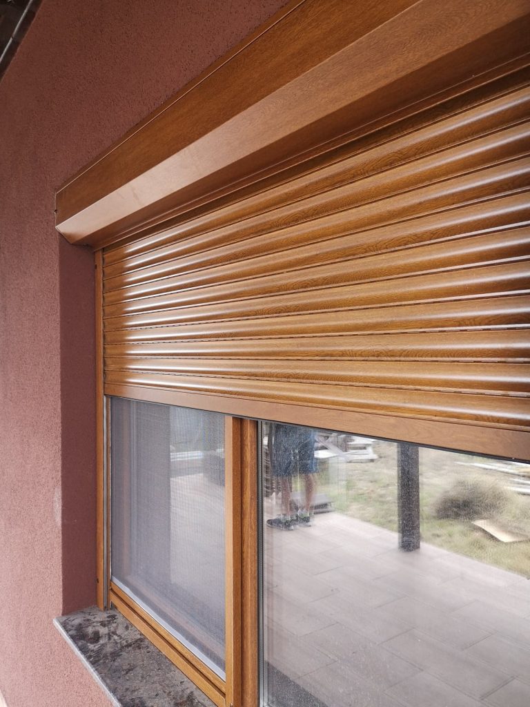 Plase anti-insecte rulou